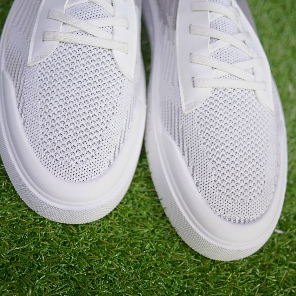 Sutton Two-Tone Knit Sneakers - Men Size 11 - Picture 6 of 8